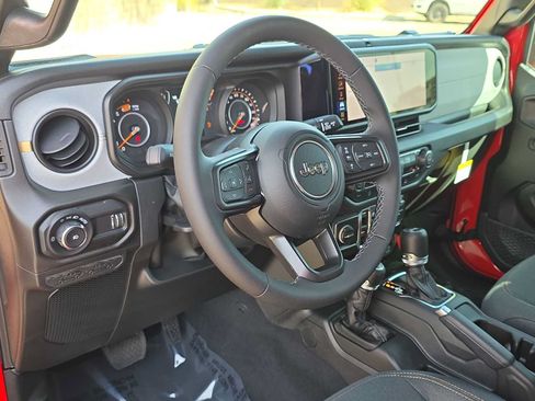 Used 2026 Jeep Wrangler Unlimited Sport AWD/4WD image 10
