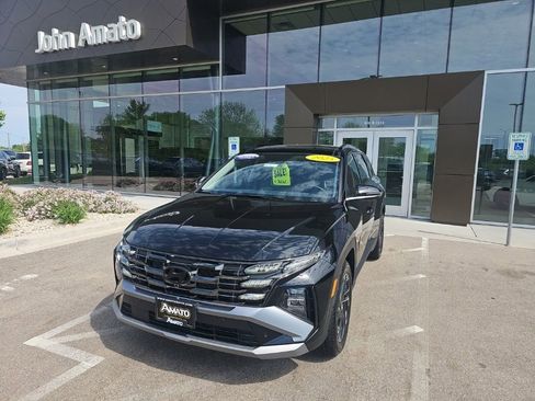 Certified 2025 Hyundai Tucson Limited FWD image 1