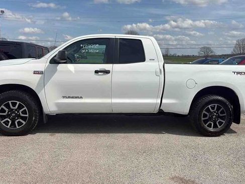 Used 2012 Toyota Tundra 4x4 Double Cab w/ TRD Off-Road Pkg image 5