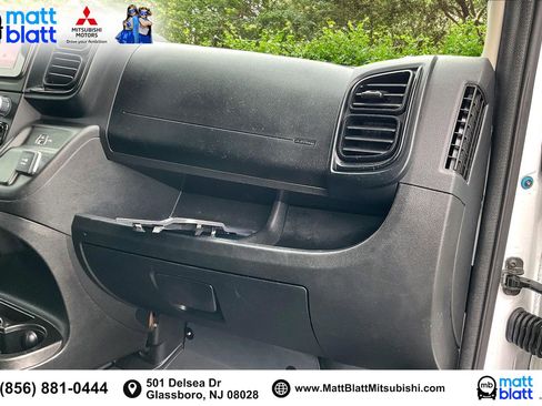 Used 2025 RAM ProMaster 2500 w/ Convenience Group image 18