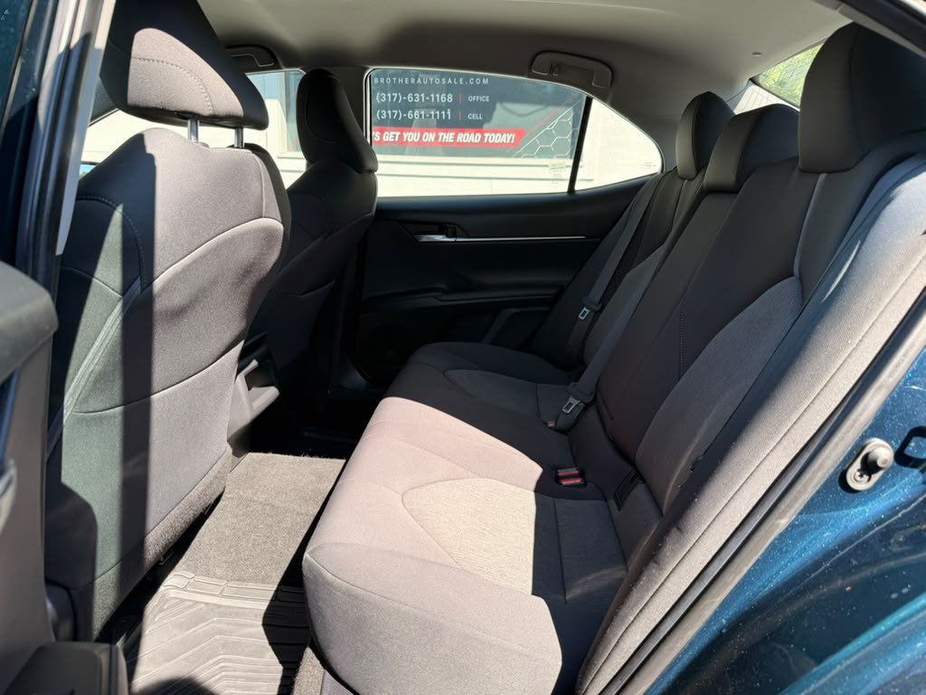 Used 2021 Toyota Camry LE AWD/4WD image 25