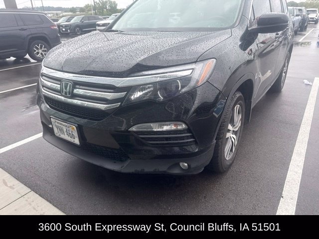 Used 2017 Honda Pilot EX-L image 2