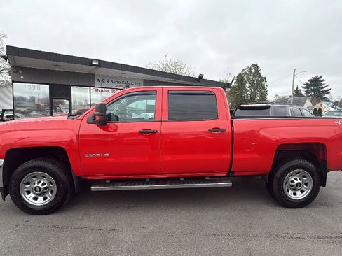 Used 2017 Chevrolet Silverado 2500 W/T w/ WT Convenience Package AWD/4WD image 4
