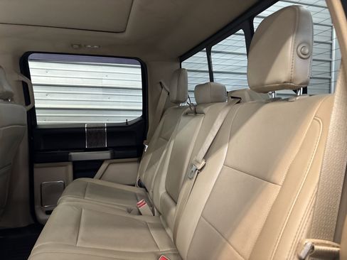 Used 2017 Ford F350 Lariat image 24