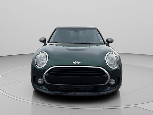 Used 2017 MINI Cooper Clubman w/ Premium Package image 8
