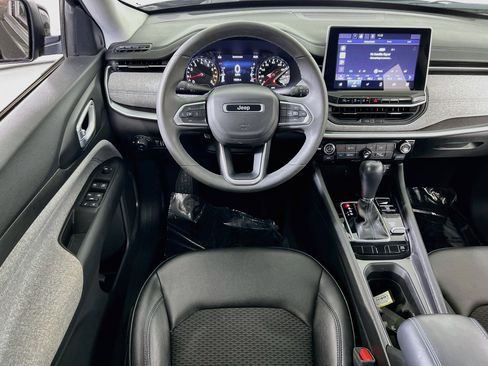 Used 2022 Jeep Compass Latitude AWD/4WD image 20
