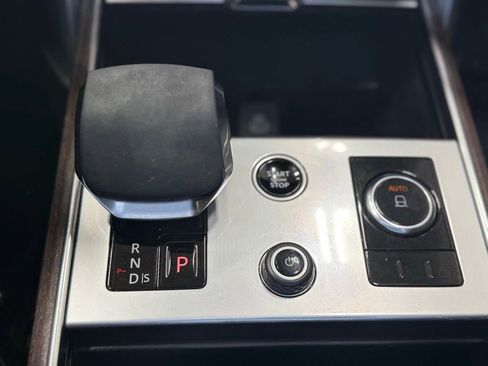 Used 2023 Land Rover Range Rover SE image 26