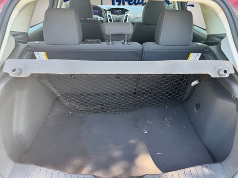 Used 2013 Ford Focus SE FWD image 9