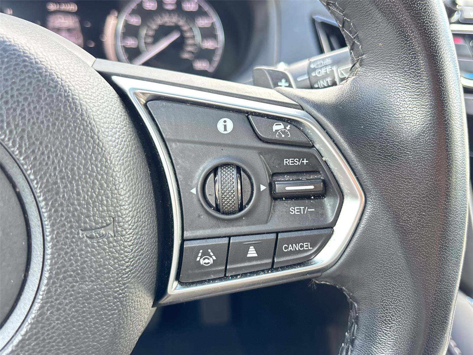 Certified 2024 Acura RDX w/ Technology Package AWD/4WD image 2