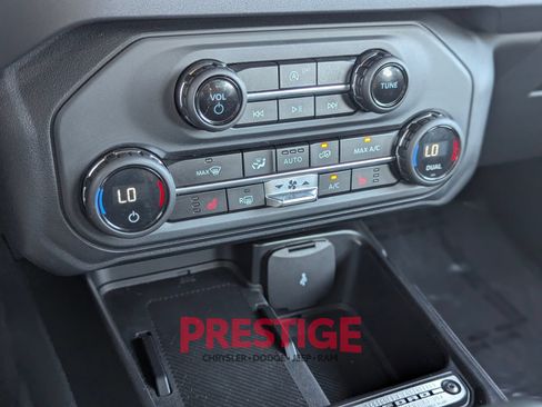 Used 2020 Dodge Durango R/T w/ Blacktop Package AWD/4WD image 24
