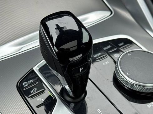 Used 2022 BMW X6 xDrive40i w/ M Sport Package image 34