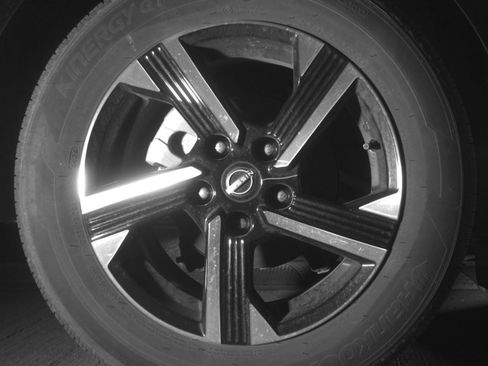 Used 2025 Nissan Sentra SV FWD image 18