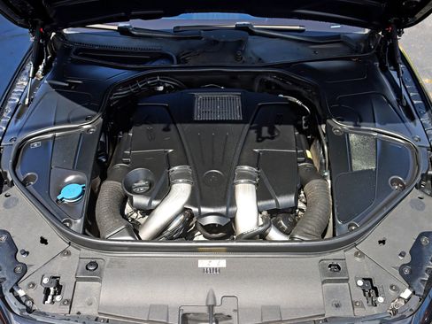 Used 2015 Mercedes-Benz S 550 4MATIC Coupe w/ Sport Package image 49