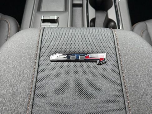 Used 2026 GMC Sierra 2500 AT4 w/ AT4 Premium Plus Package AWD/4WD image 38