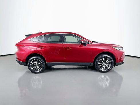 Used 2024 Toyota Venza LE AWD/4WD image 4