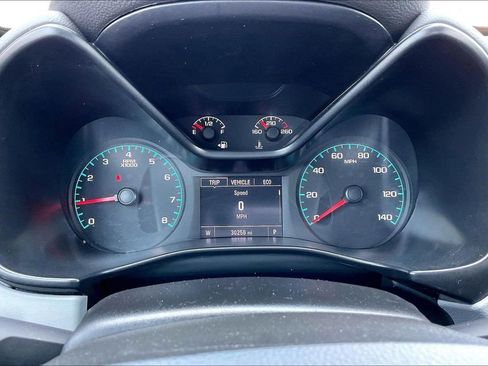 Used 2022 Chevrolet Colorado W/T w/ Custom Special Edition RWD image 12
