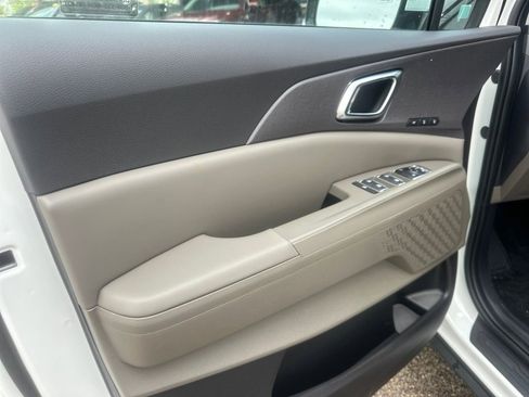 New 2026 Kia Carnival EX image 10