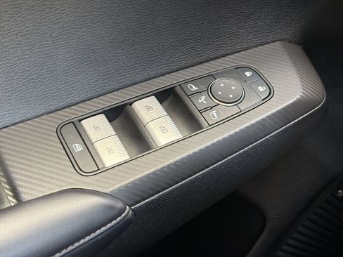 Used 2025 Mitsubishi Outlander SEL FWD image 14