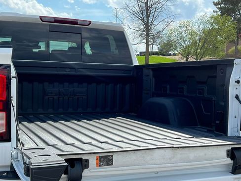 New 2026 GMC Sierra 1500 Elevation w/ Elevation Premium Package AWD/4WD image 8