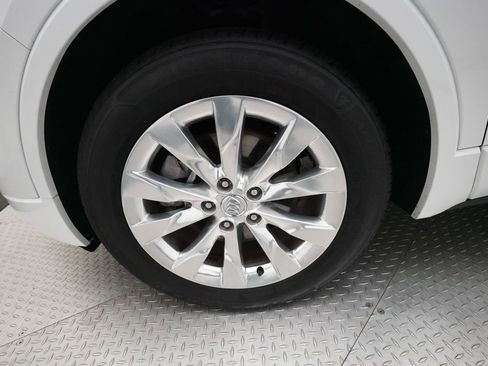 Used 2017 Buick Envision Essence FWD image 27