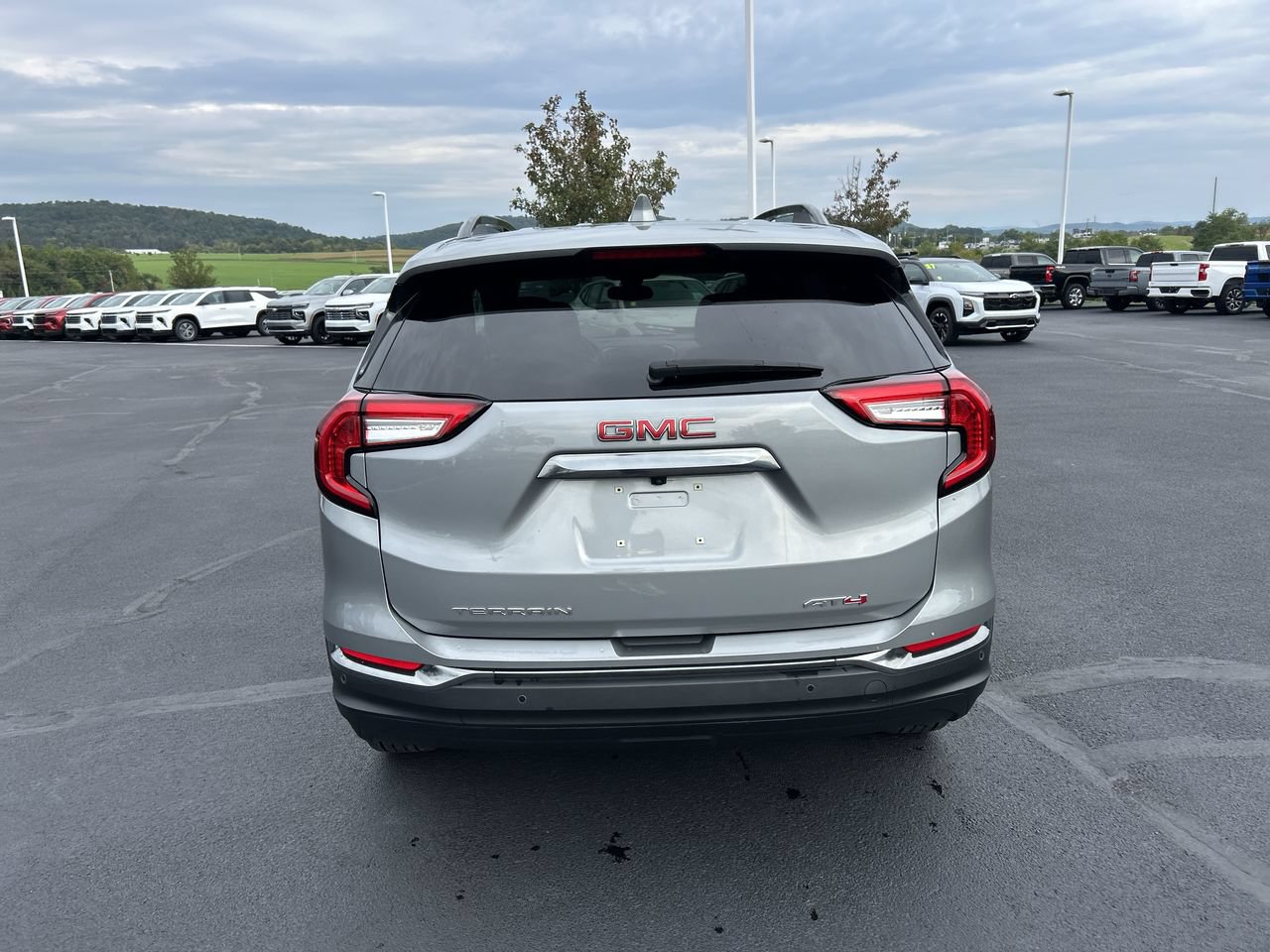 Used 2024 GMC Terrain AT4 w/ Tech Package AWD/4WD image 6