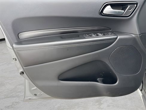 Used 2023 Dodge Durango SXT w/ SXT Blacktop Group image 21