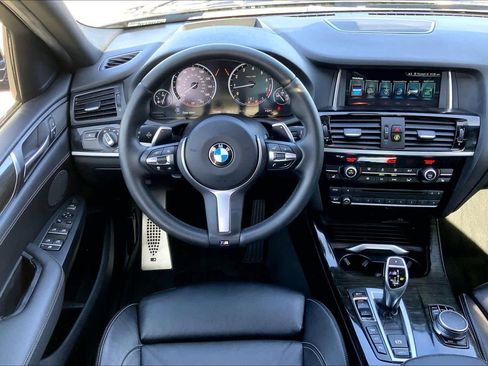 Used 2017 BMW X4 M40i image 6
