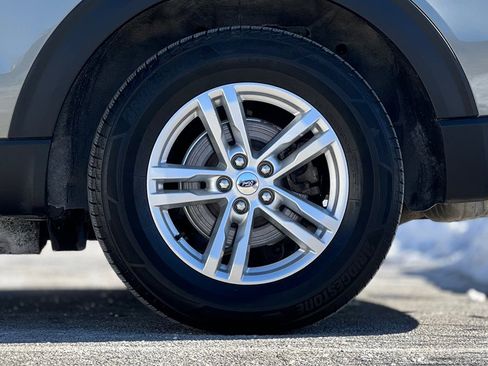 Used 2020 Ford Explorer XLT w/ Class III Trailer Tow Package image 40