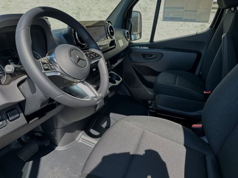 New 2025 Mercedes-Benz Sprinter 3500 image 10