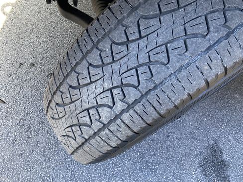 Used 2021 Ford F150 Lariat w/ Equipment Group 502A High image 12