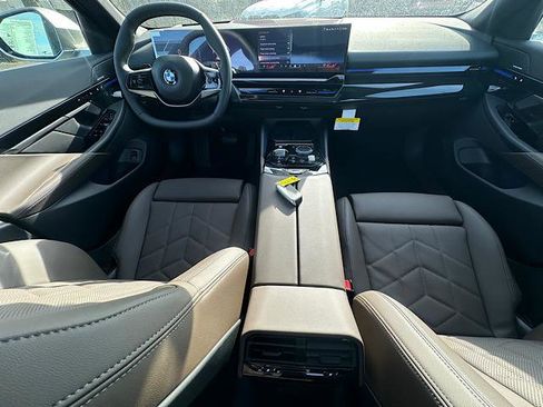 New 2026 BMW 530i xDrive 530i xDrive Sedan w/ Premium Package image 6