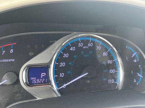 Used 2014 Toyota Sienna XLE FWD image 28