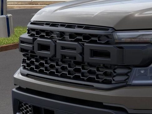New 2025 Ford Ranger Raptor image 17