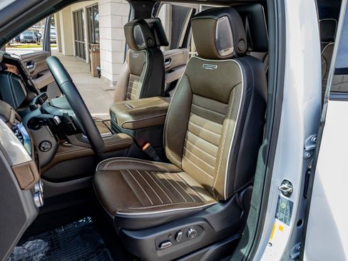 Used 2026 GMC Yukon XL Denali Ultimate image 29