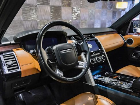 Used 2019 Land Rover Discovery HSE Luxury image 13