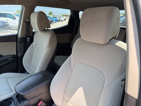 Used 2017 Hyundai Santa Fe Sport FWD image 12