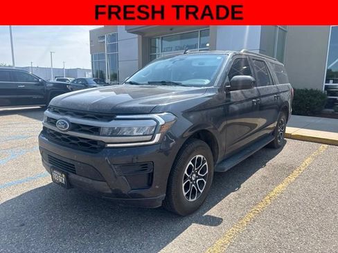 Used 2024 Ford Expedition Max XLT AWD/4WD image 3