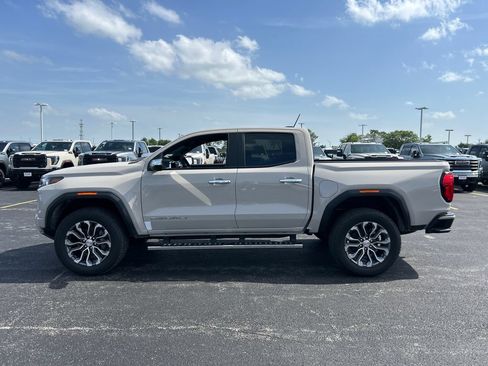 New 2026 GMC Canyon Denali AWD/4WD image 11