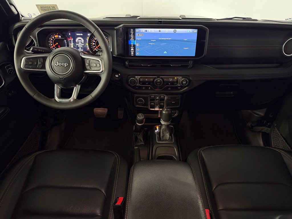 Used 2024 Jeep Wrangler Unlimited Sahara w/ Technology Group AWD/4WD image 13
