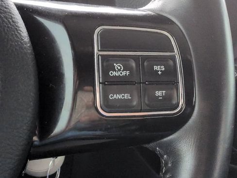 Used 2016 Jeep Wrangler Unlimited Sahara AWD/4WD image 31