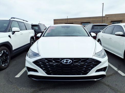 Used 2021 Hyundai Sonata SEL w/ Preferred Accessory Package image 3