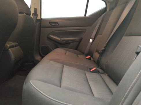 Used 2024 Nissan Altima 2.5 S FWD image 18