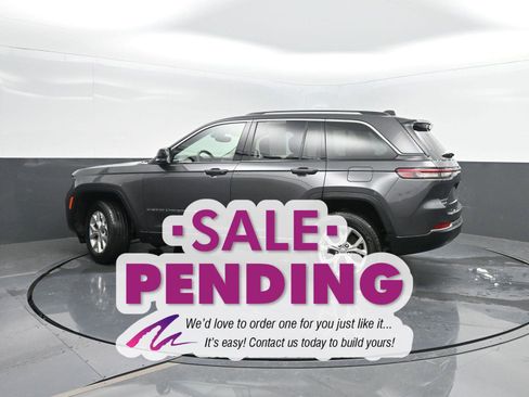 Used 2023 Jeep Grand Cherokee Limited image 42