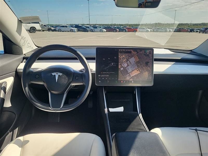 Used 2019 Tesla Model 3 Long Range RWD image 4