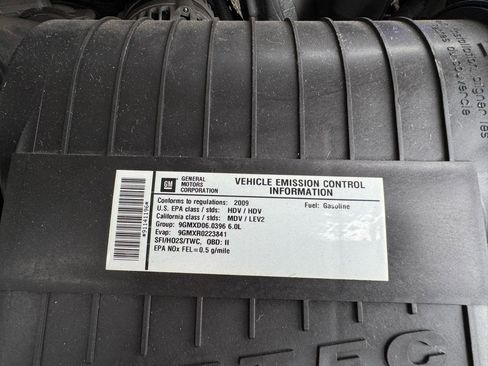 Used 2009 GMC Savana 3500 G3500 Cargo image 44