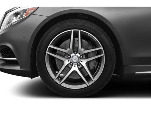 Used 2015 Mercedes-Benz S 550 Sedan image 12