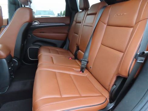 Used 2016 Jeep Grand Cherokee Summit w/ Platinum Series Group AWD/4WD image 41