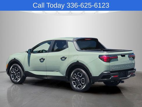 Used 2022 Hyundai Santa Cruz SEL FWD image 3