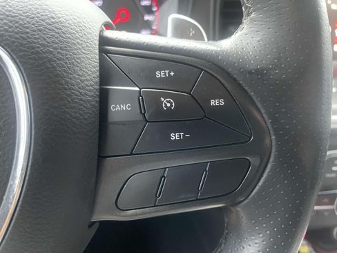 Used 2022 Dodge Charger R/T w/ Performance Handling Group RWD image 21