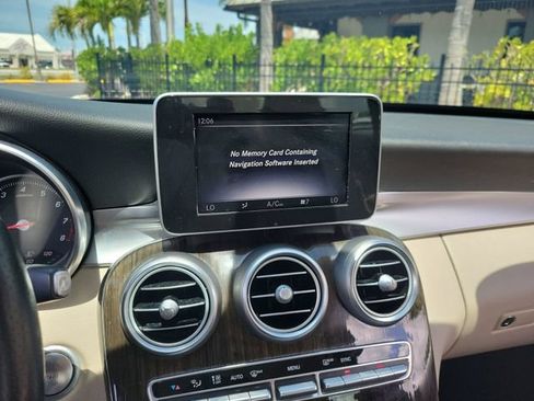 Used 2017 Mercedes-Benz C 300 Sedan image 27